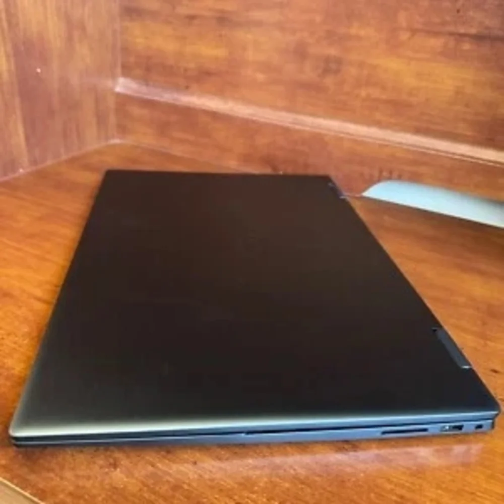 Dell Black Laptop with Intel Evo